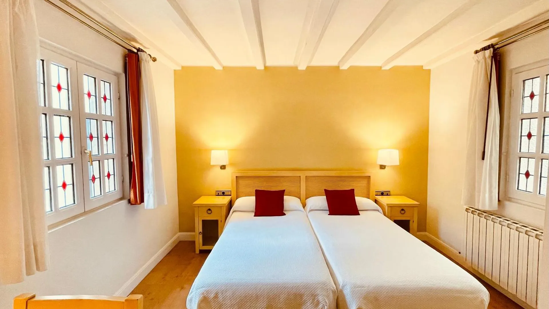 Hotel Palacete Hondarribia 0*,