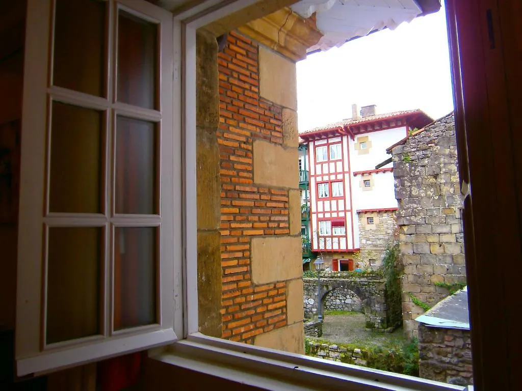 Hotel Palacete Hondarribia 0*,  España